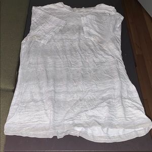 Lulu Men’s XL shirt